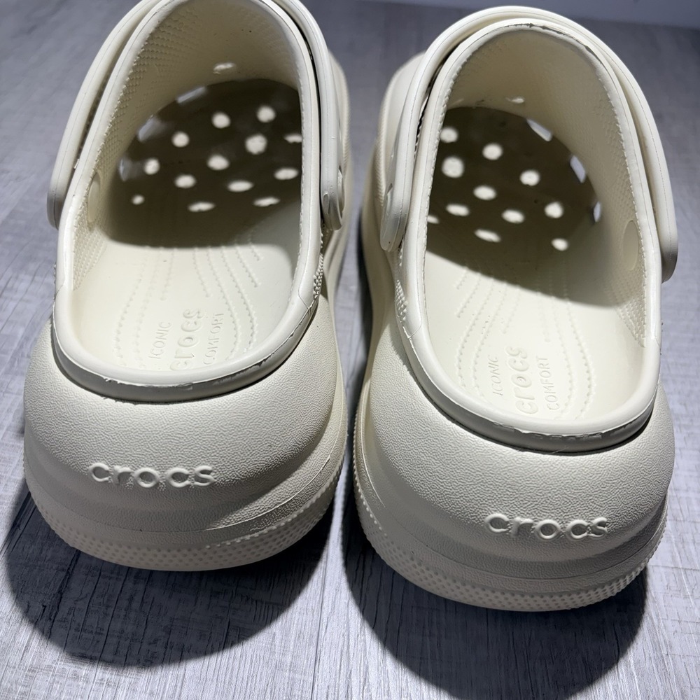 Crocs Classic Mega Crush Clog Unisex Sandal Thick Soled Sandals M5 W7 - Picture 5 of 10